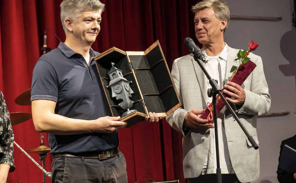 TRIJUMF "MALE FRIDE" NA NOVOSADSKIM POZORIŠNIM IGRAMA